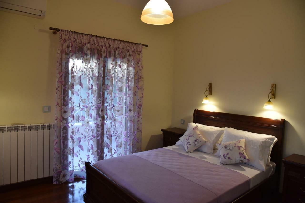 Epavlis Nadine Corfu Villa กูเวีย ภายนอก รูปภาพ